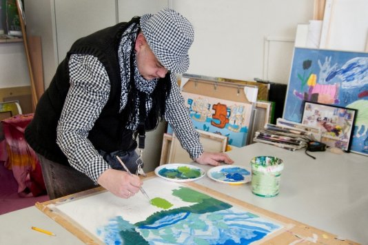 Manuel Sanchez aan het werk